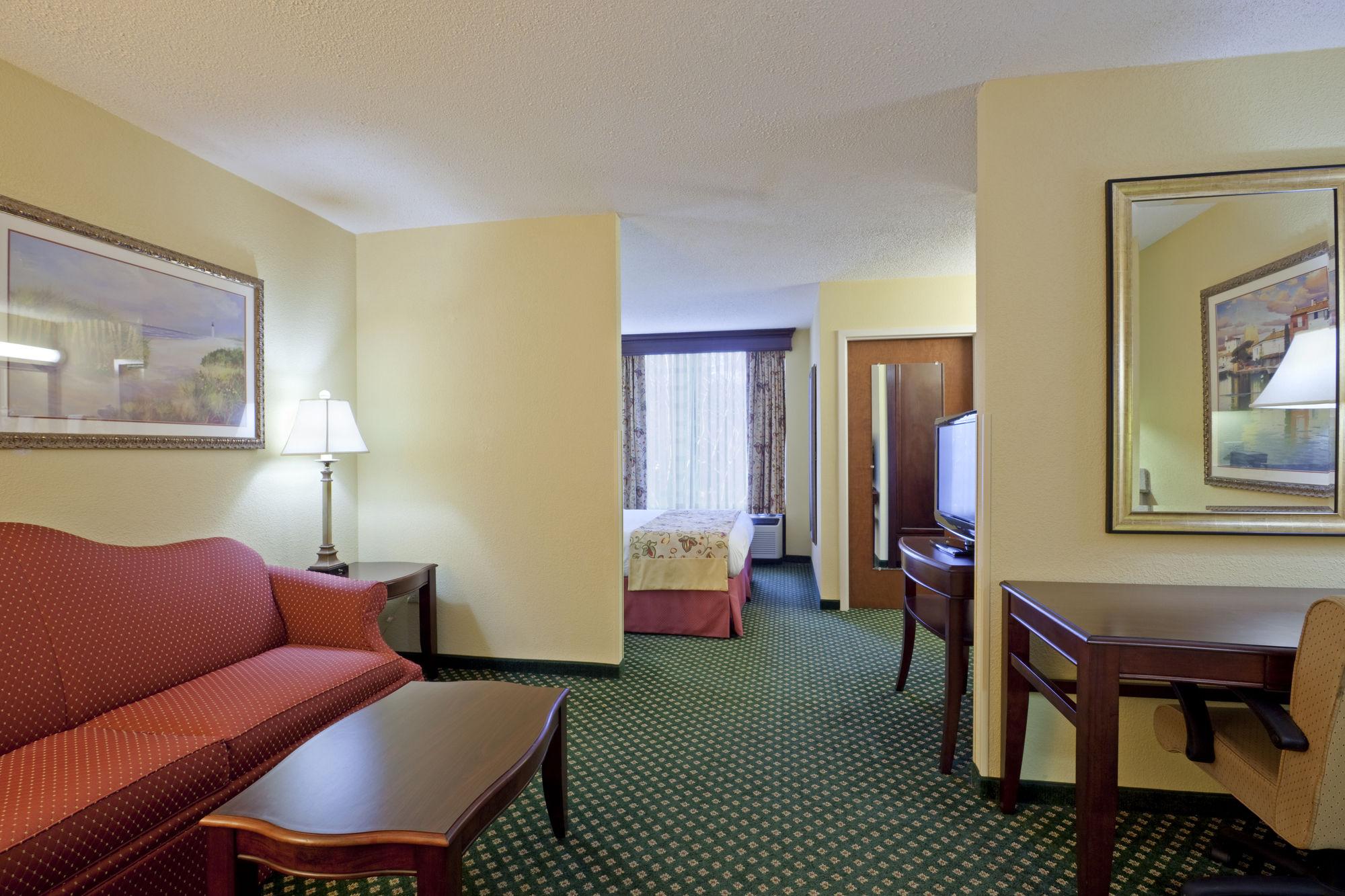 Holiday Inn Express South Portland By Ihg Exterior photo